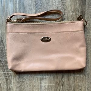 Coach Clutch/Wristlet in Blush Pink